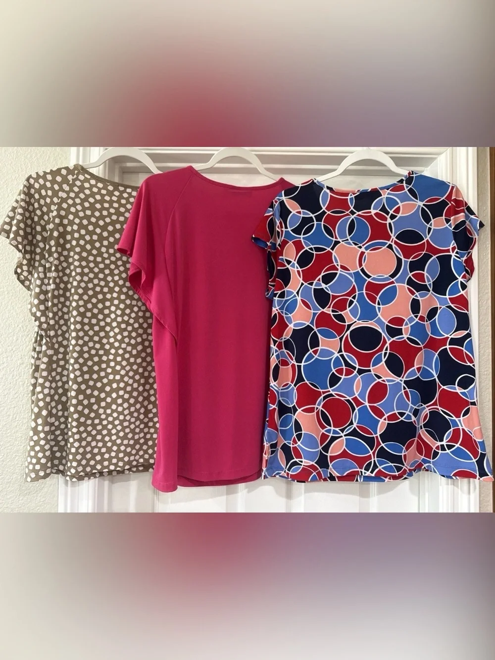 Susan Graver Women's M Lot of 3 Short Sleeve Tops Keyhole Accent Multicolor